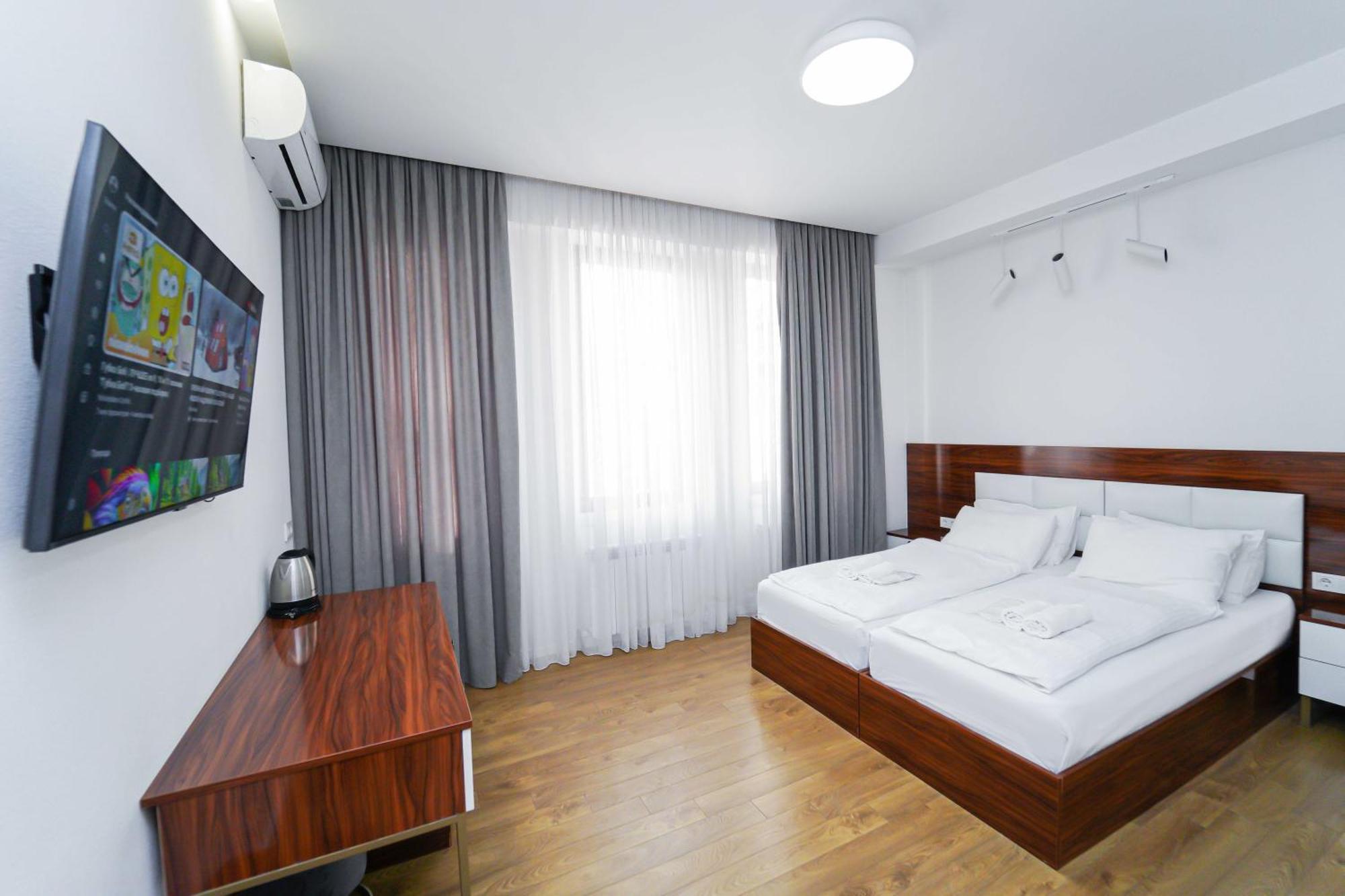 Hotel Type Rooms On Avenue Melikishvili, City Center Tbilisi Exterior photo